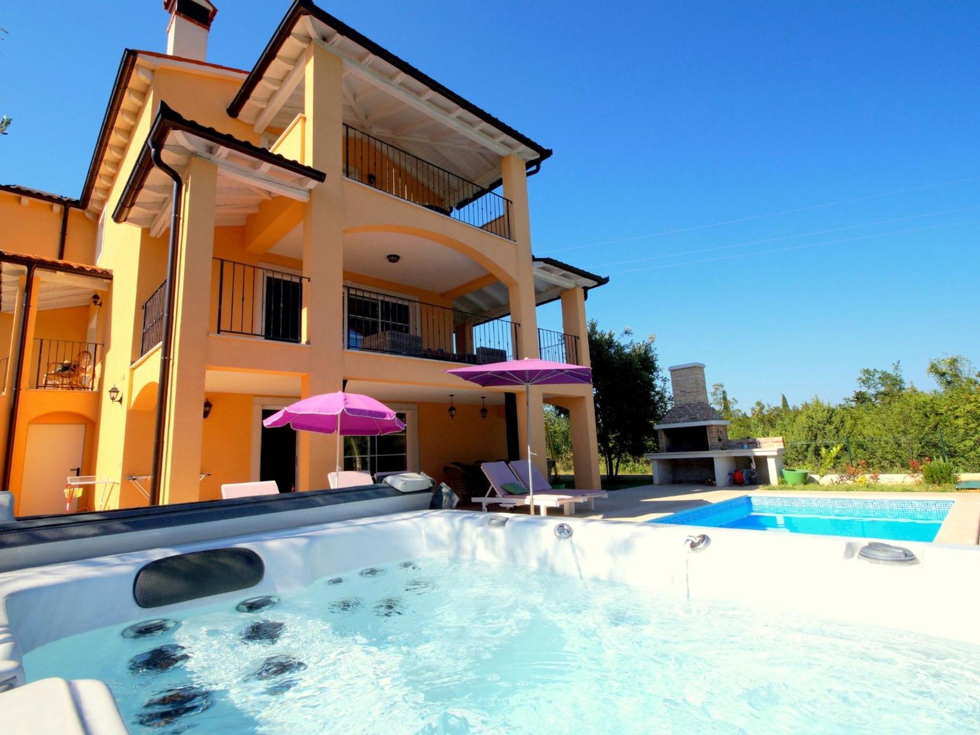 Lovely Villa With Pool, Wellness And Fenced Garden Rakalj Exterior photo
